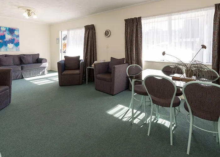 Motel Palm Court Motor 4*
